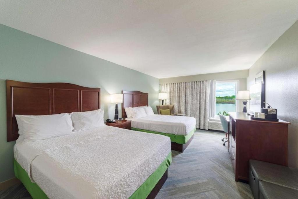 Holiday Inn Express Hotel & Suites Port Charlotte Esterno foto